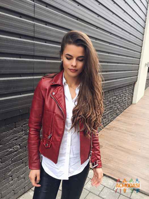 Олеся Вікторівна Павлович фото №1166672. Завантажено 17 Січня 2018