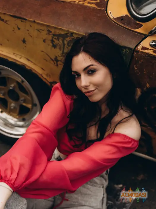 Олена  Тарасівна фото №1751168. Завантажено 04 Січня 2026