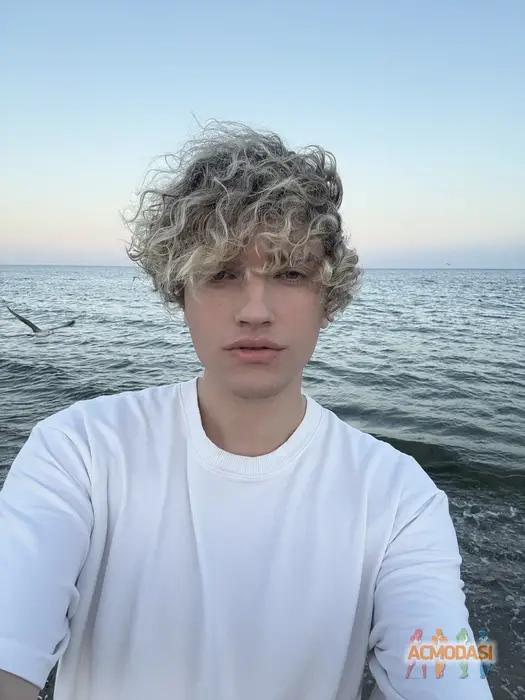 Євгеній  Бєляєв фото №1749140. Завантажено 31 Жовтня 2025