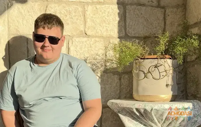 Влад   фото №1749028. Завантажено 27 Жовтня 2025