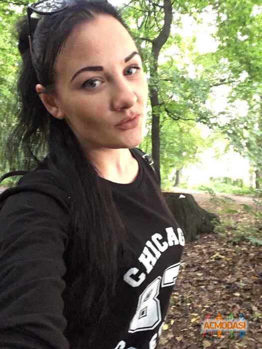 Ліна Олександрівна Уварова фото №1210477. Завантажено 21 Березня 2018
