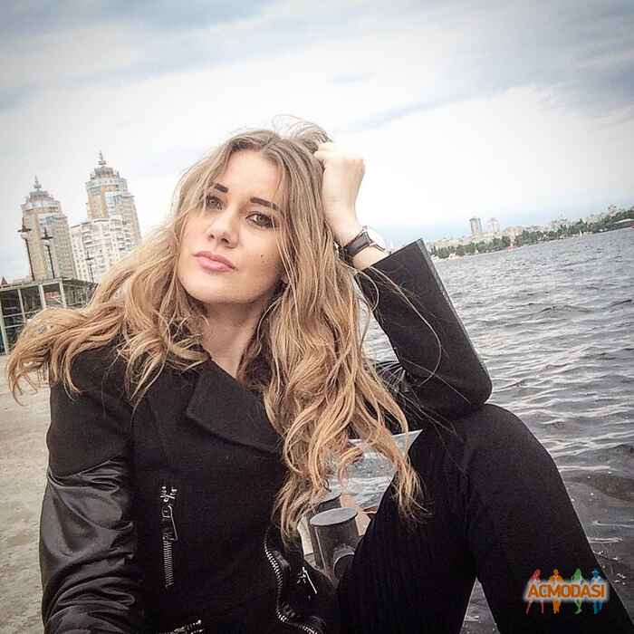 Юлія Олександрівна Тимощук фото №1057437. Завантажено 22 Травня 2017