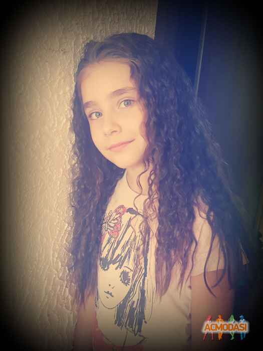 Яна Вікторівна Михальченко фото №1095226. Завантажено 23 Серпня 2017