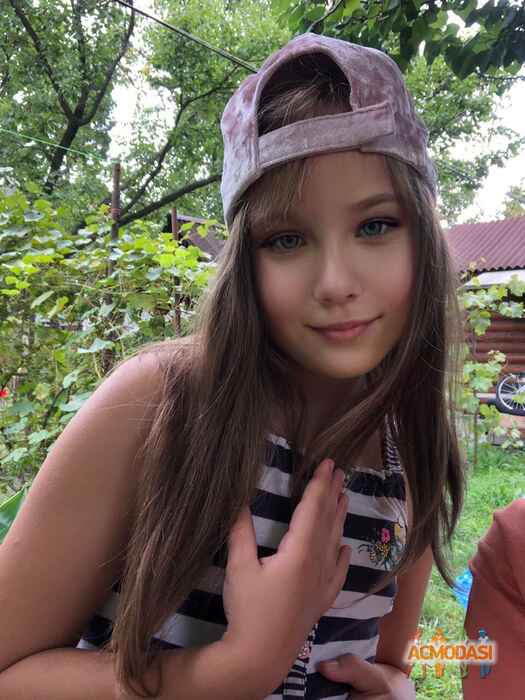 АНГЕЛА Александровна Бурлакова фото №1454524. Завантажено 29 Вересня 2019