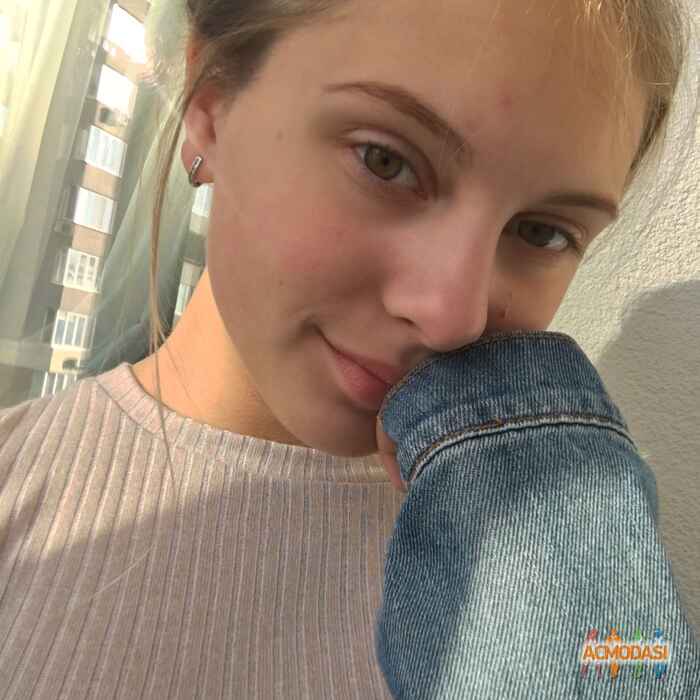 Анна Святославовна Оробчук фото №1204780. Завантажено 13 Березня 2018