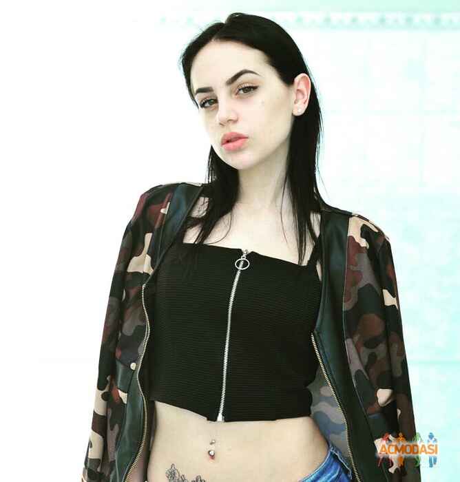 Влада Сергеевна Усова фото №1053803. Завантажено 14 Травня 2017