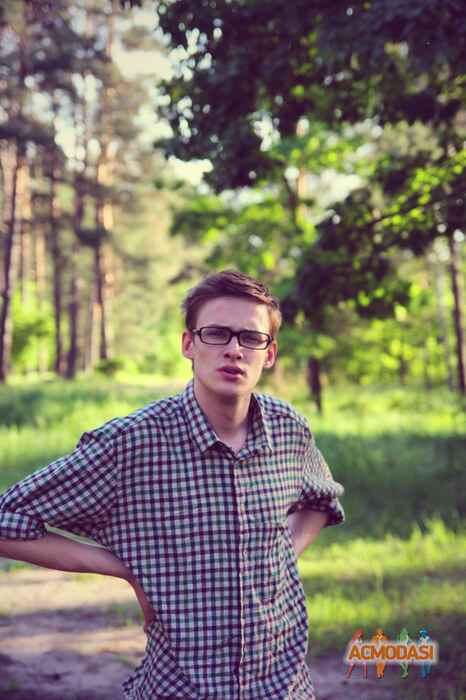 Денис Сергійович Колесник фото №853118. Завантажено 19 Листопада 2015