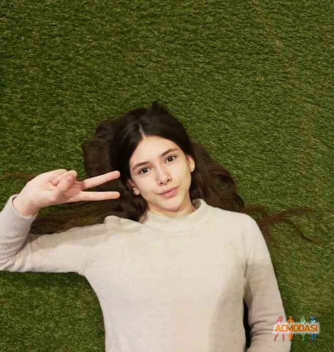 Анастасiя Максимiвна Луценко фото №1490776. Завантажено 23 Грудня 2019