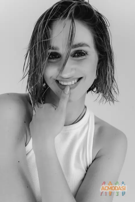 Сніжана   фото №1746592. Завантажено 28 Серпня 2025