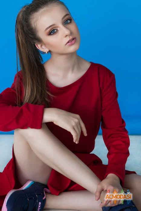 Татьяна Николаевна Селезнёва фото №995038. Завантажено 07 Грудня 2016