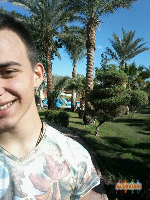 Роман   фото №1140395. Завантажено 21 Листопада 2017