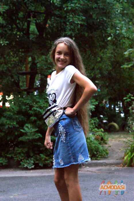 Карина Сергеевна Пчельникова фото №1480135. Завантажено 26 Листопада 2019