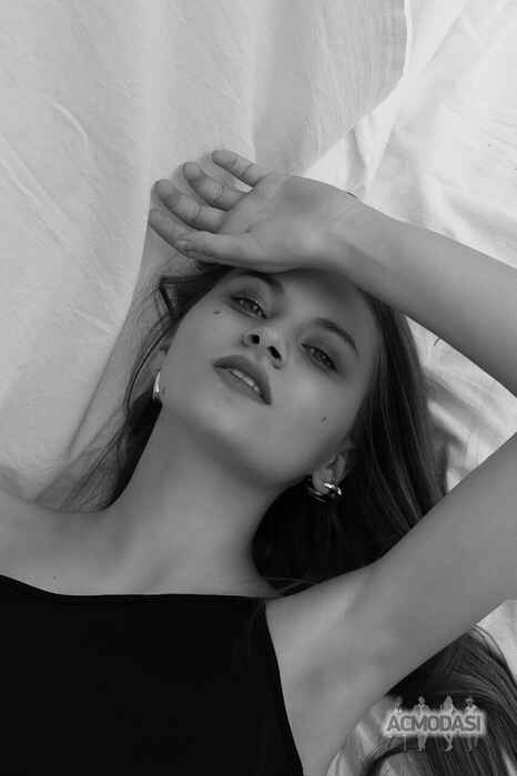 Liza  Krisachenko фото №1496938. Завантажено 14 Січня 2020