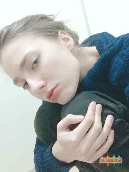 Злата Дмитрівна Казакова фото №1233167. Завантажено 18 Травня 2018