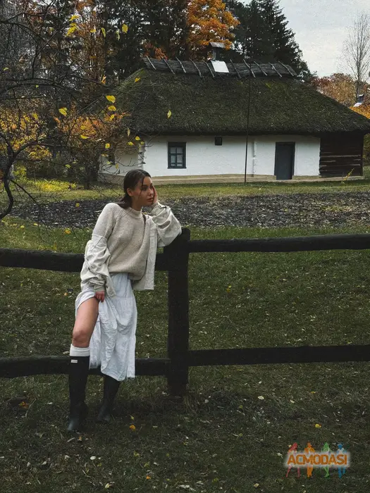 Олена  Тірбах фото №1749079. Завантажено 28 Жовтня 2025