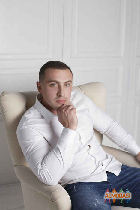 Руслан Андреевич Витковский фото №1159230. Завантажено 03 Січня 2018