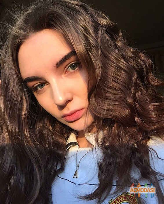 Аня Дмитриевна Доценко фото №1534885. Завантажено 01 Червня 2020