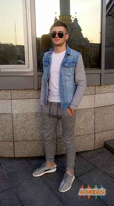 Виталий Олегович Кирковский фото №1064325. Завантажено 09 Червня 2017