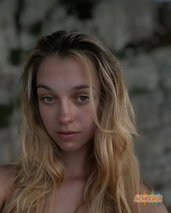 Antonia  Fylypenko фото №1748147. Завантажено 04 Жовтня 2025