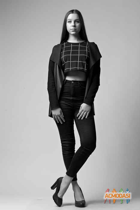 Алина Василивна Мусиенко фото №1111494. Завантажено 02 Жовтня 2017