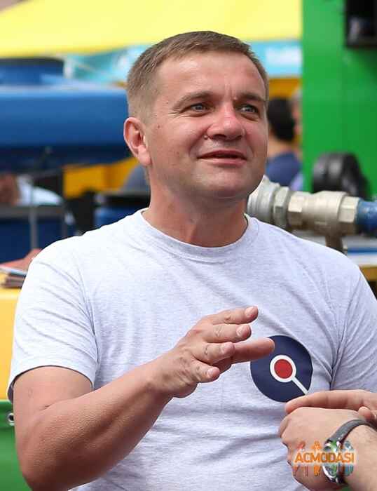 Руслан Васильевич Гелиос фото №804468. Завантажено 30 Травня 2015