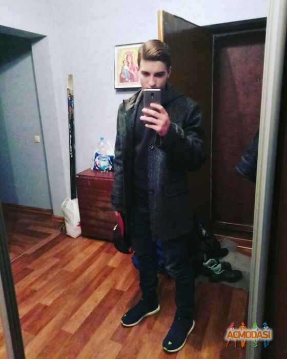 Ярослав Романович Троценко фото №1157206. Завантажено 26 Грудня 2017