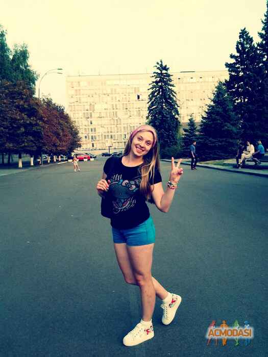 Віка  Лісова фото №1004760. Завантажено 08 Січня 2017