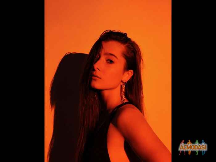 Юлия Олеговна Самарская фото №1543423. Завантажено 29 Червня 2020