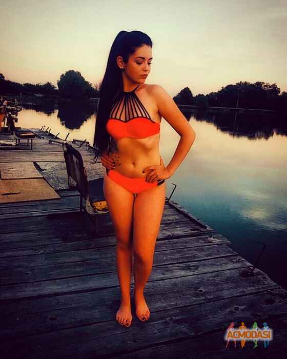 Наташа  Уца фото №1090754. Завантажено 12 Серпня 2017