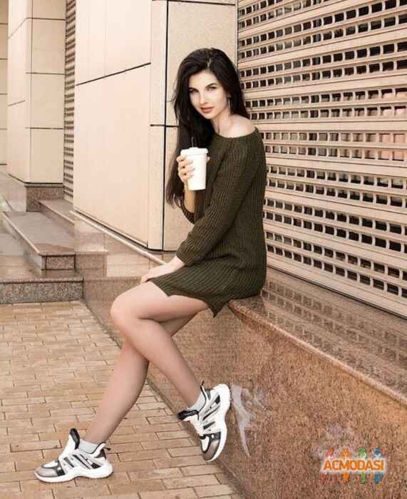 Яна  Пчела фото №1525233. Завантажено 27 Квітня 2020