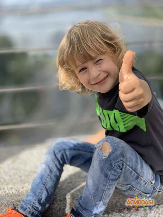 Дар Дмитриевич Гира фото №1440371. Завантажено 25 Серпня 2019