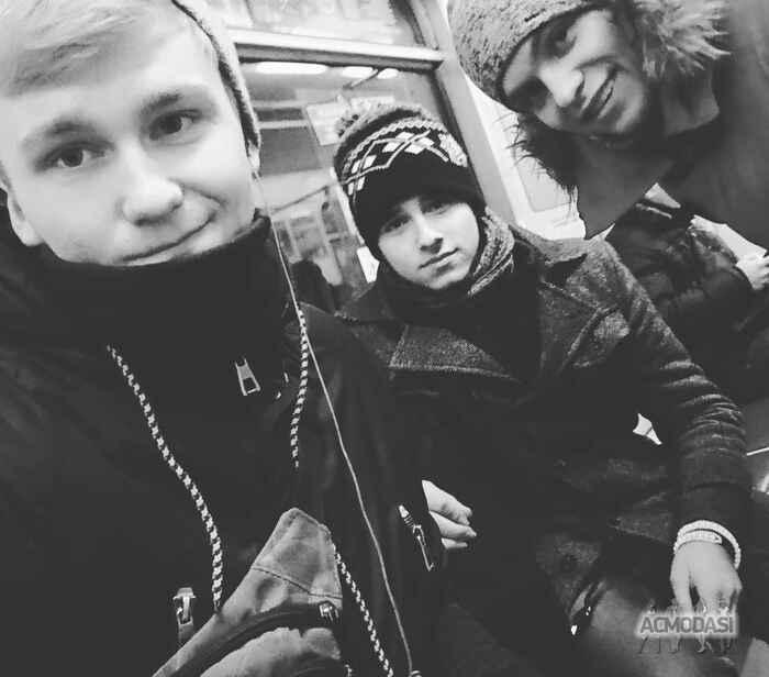 Артем Олегович Мороз фото №1046352. Завантажено 23 Квітня 2017