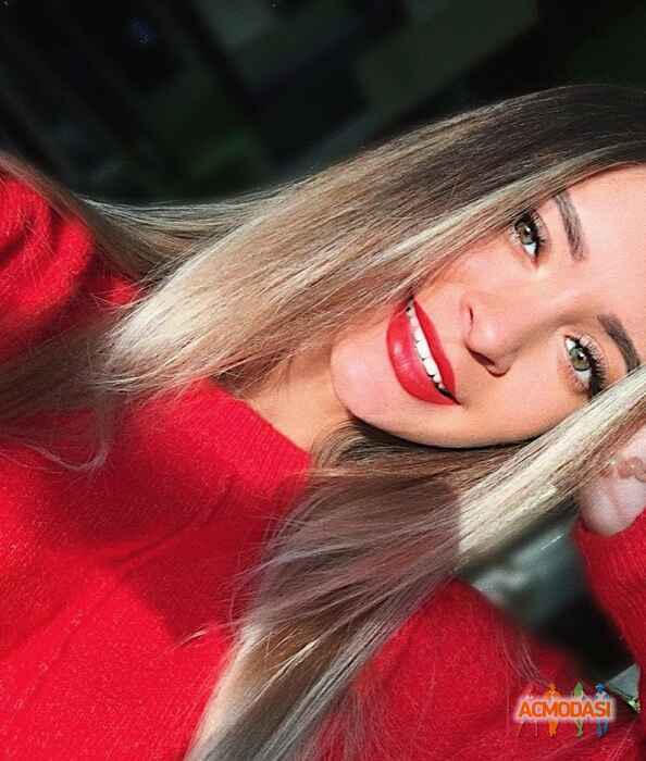 Юлия Владимировна Ручка фото №1200974. Завантажено 05 Березня 2018