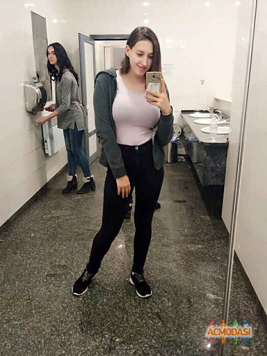 Олеся Петровна Жолдош фото №1039469. Завантажено 04 Квітня 2017