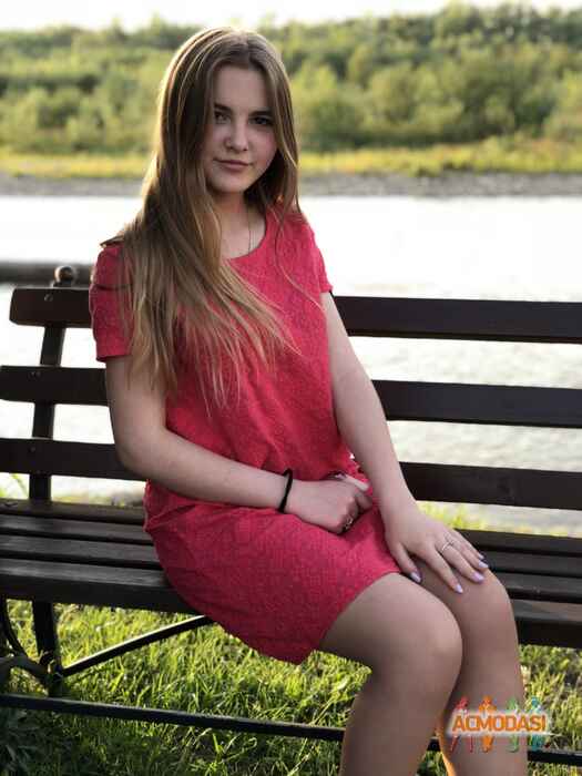 Ніколь-Анна В‘ячеславівна Тайлакова фото №1240632. Завантажено 05 Червня 2018