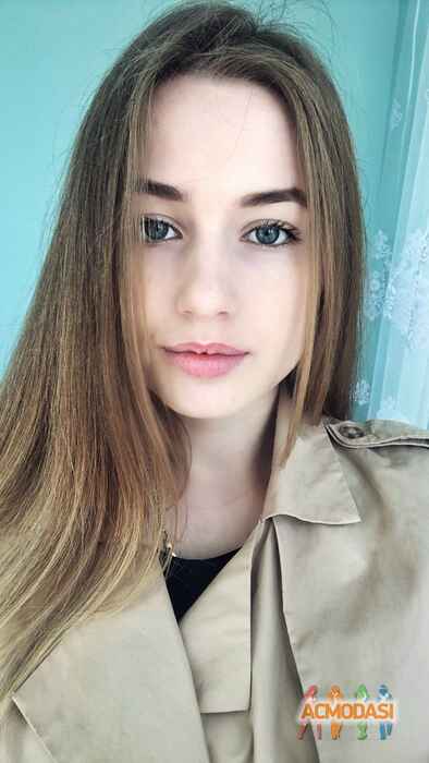 Олена Ігорівна Ковальчук фото №1442919. Завантажено 01 Вересня 2019