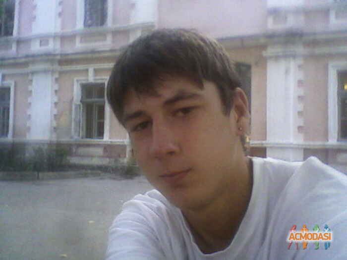 Максим Юрийович Атаманчук фото №105146. Завантажено 15 Листопада 2011