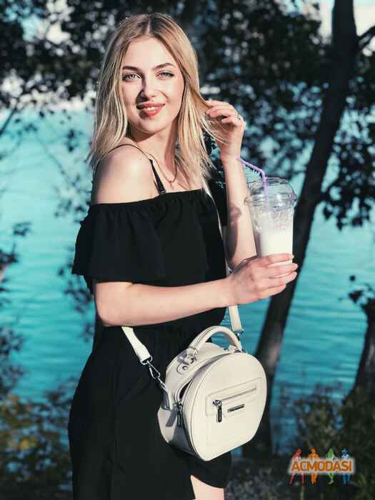 Світлана Валентинівна Кур‘ята фото №1426365. Завантажено 24 Липня 2019