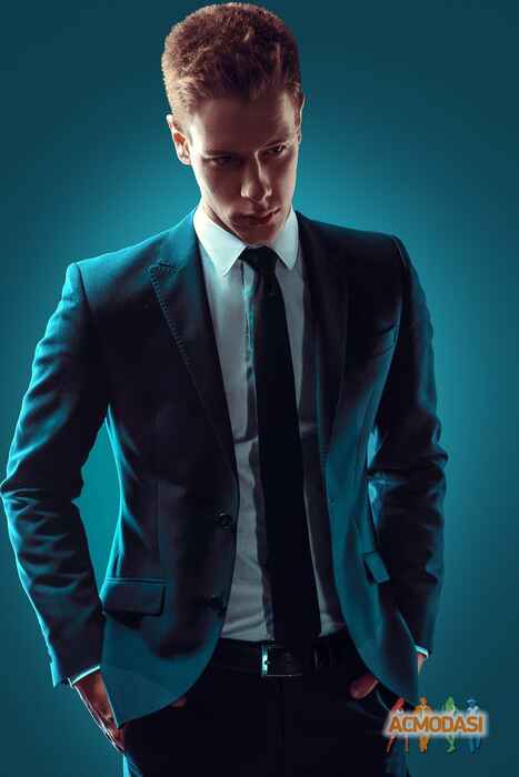 Владлен  Владимирович фото №994789. Завантажено 07 Грудня 2016