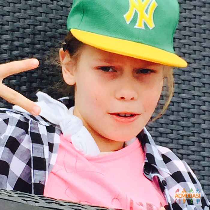 Elena Владимировна Цимбалист фото №988917. Завантажено 23 Листопада 2016