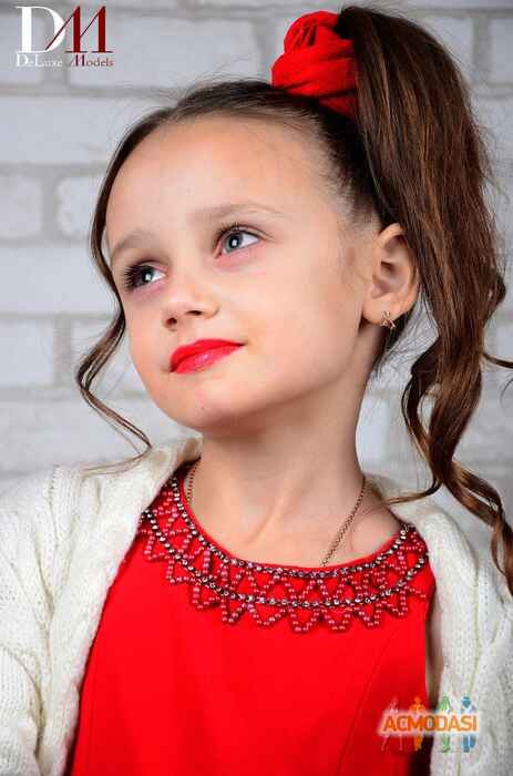 Елизавета Игоревна Оныкиенко фото №1161918. Завантажено 09 Січня 2018