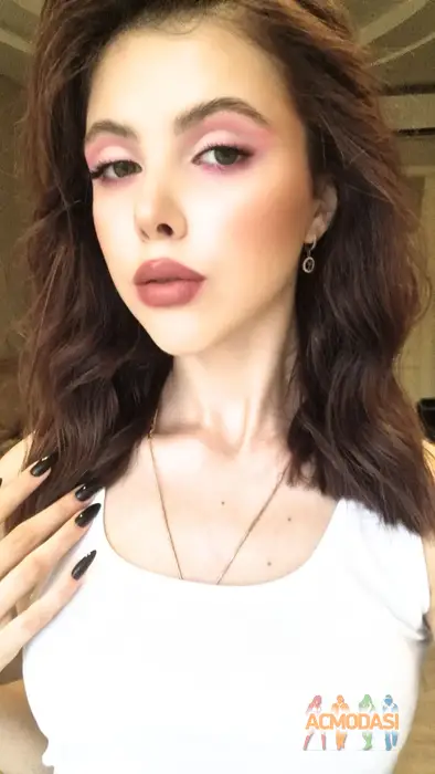 Ангелина  Бригадир фото №1749569. Завантажено 17 Листопада 2025