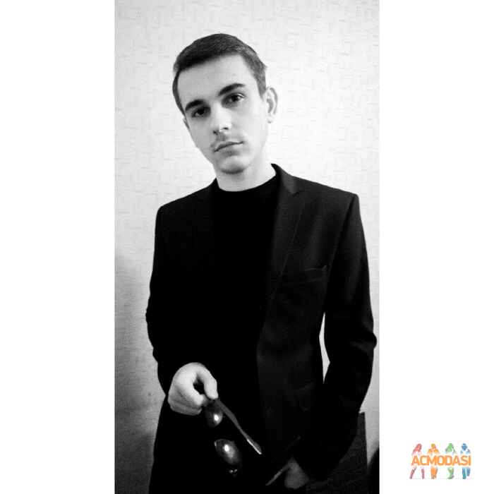 Анатолій В