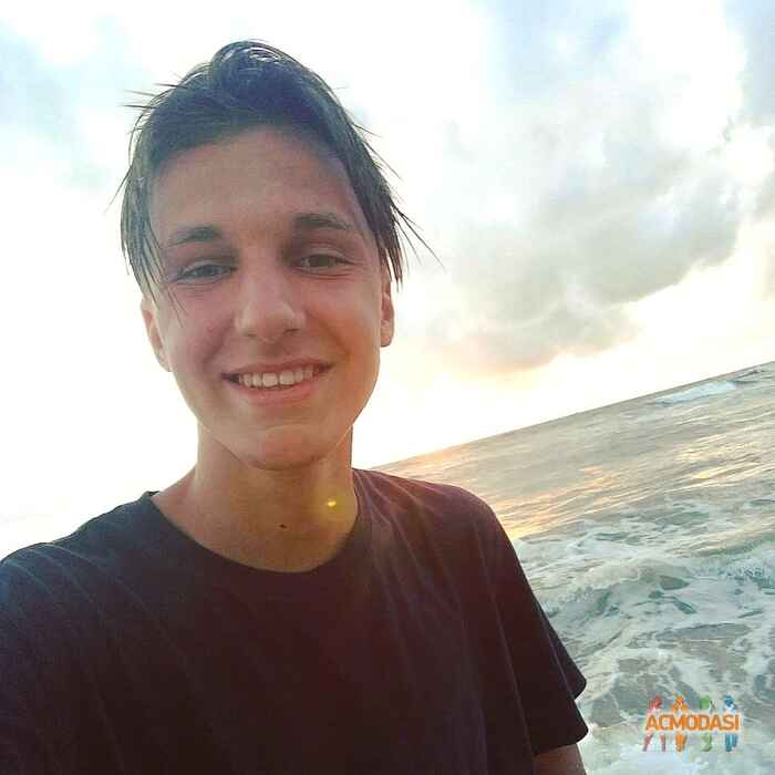 Ярослав Сергеевич Зинченко фото №1114874. Завантажено 08 Жовтня 2017