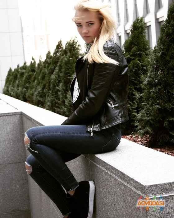 Екатерина Олександровна Ус фото №1044320. Завантажено 18 Квітня 2017