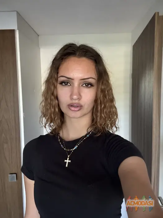 Каріна Сергіївна Чемер фото №1751829. Завантажено 17 Січня 2026