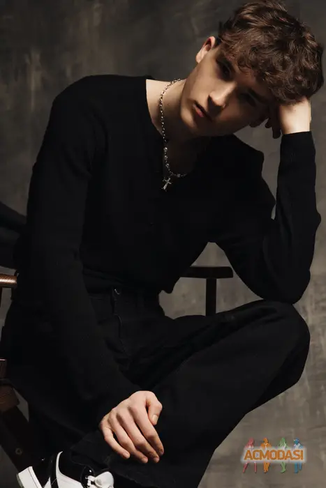 Микола  Латушкін фото №1749812. Завантажено 20 Листопада 2025