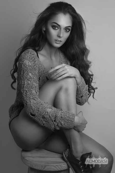 Yarina   фото №1143294. Завантажено 26 Листопада 2017