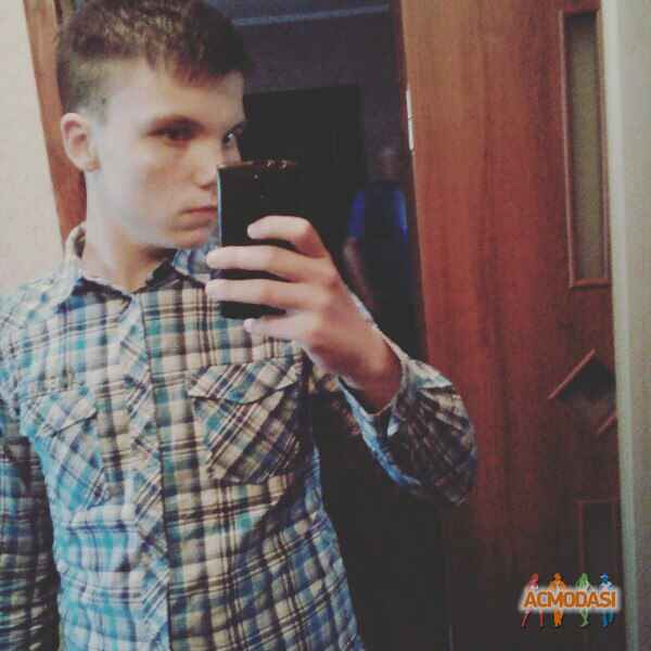 Влад Віталійович Титенко фото №1118333. Завантажено 14 Жовтня 2017