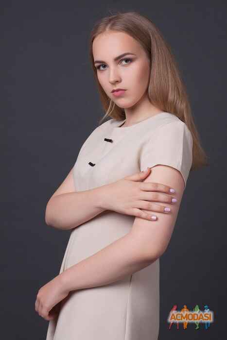 Карина Дмитриевна Билецкая фото №1161130. Завантажено 07 Січня 2018